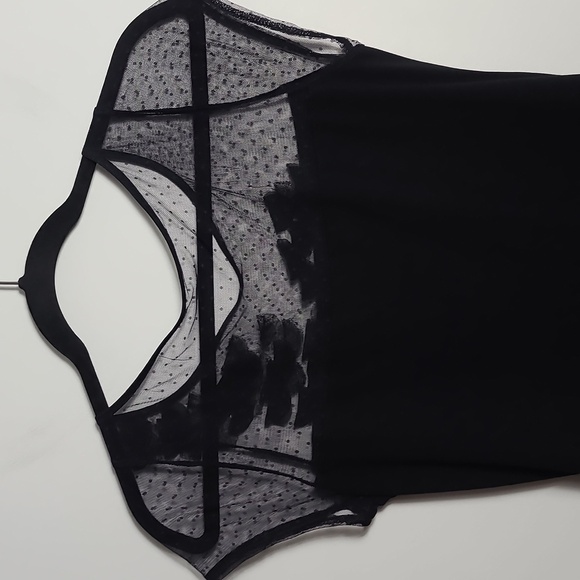 WHITE HOUSE BLACK MARKET Sheer Shoulder Swiss Dot w/ Abstract Design Top Size S - Picture 9 of 12